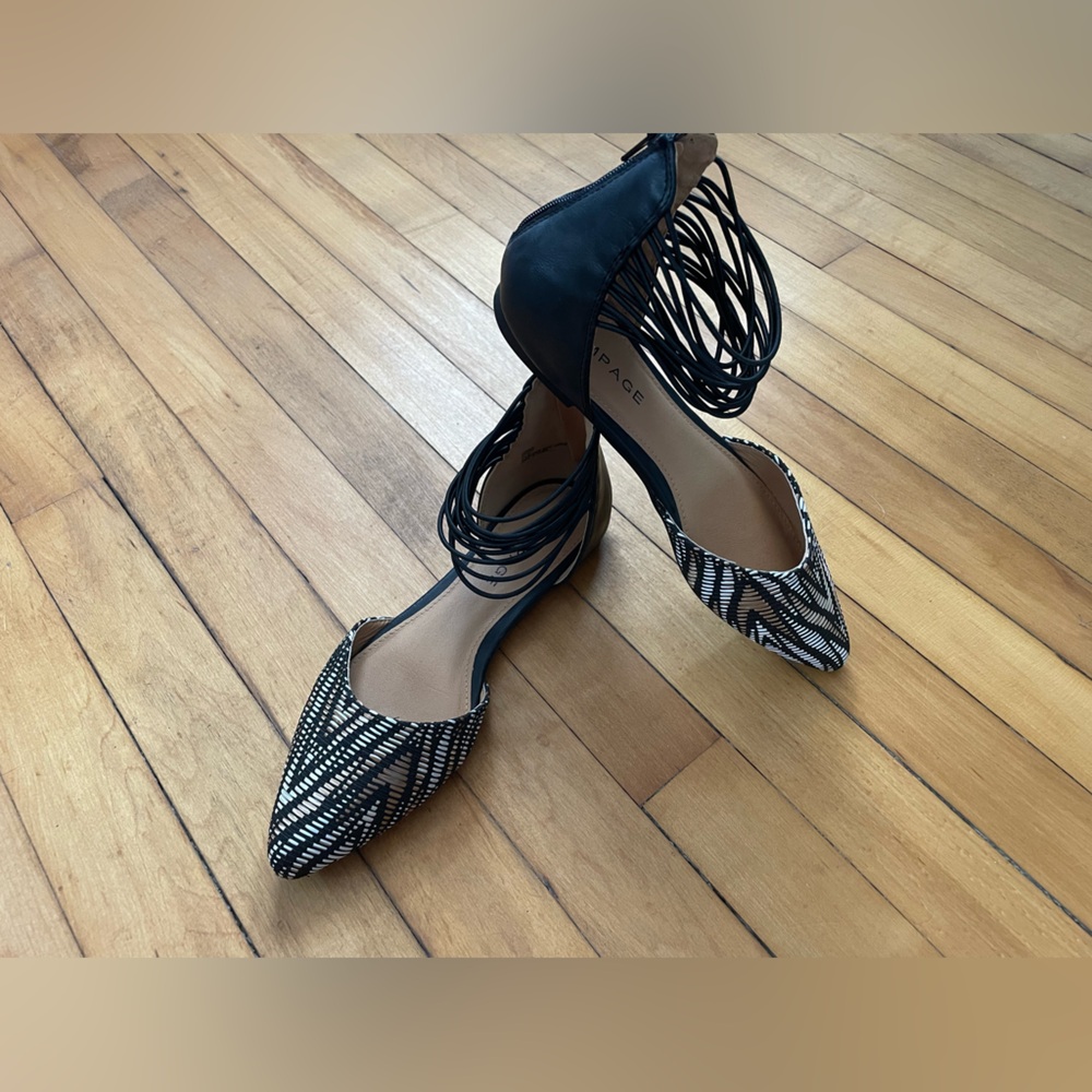 Women’s dress flats